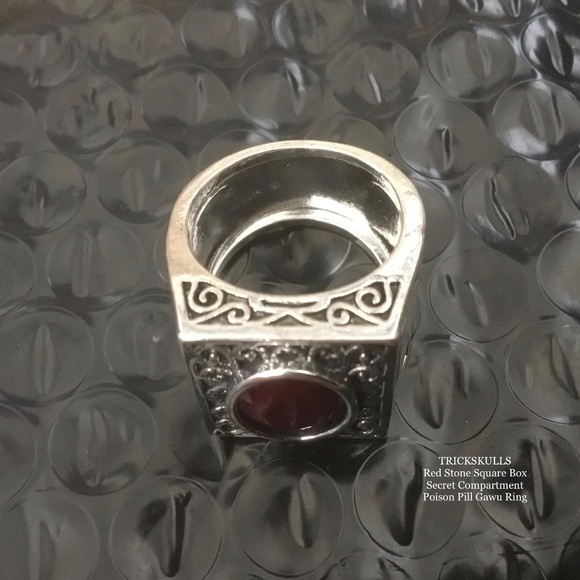 Red Stone Square Box Secret Compartment Poison Pill Gawu Ring 6 7 8 9 10 11 12 + - Picture 5 of 8